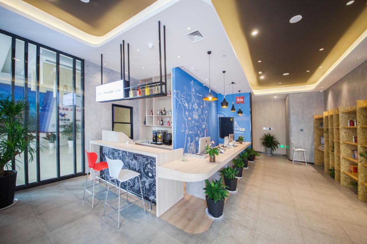 Ibis Nantong Middle Renmin Rd Hotel Exterior foto